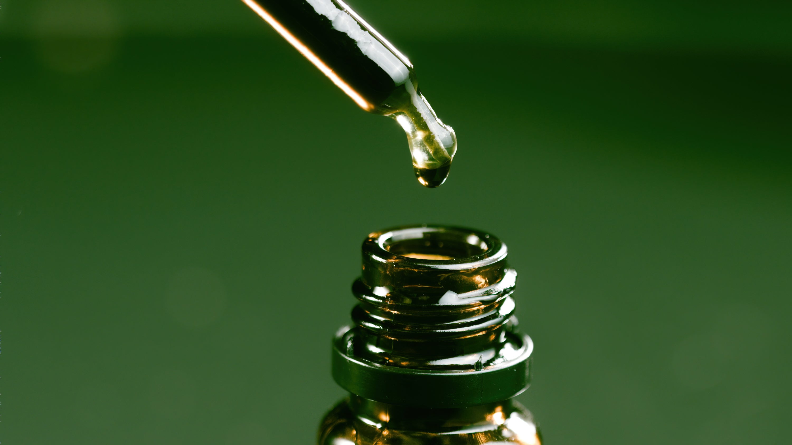 Cold-Pressed Hemp Oil: Everything You Need To Know